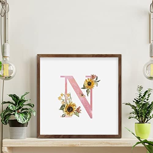 Pink Monogram Početno slovo n Wood Framed Decor potpisao do kućne dekorativne inspirativne cvjetne skripte Porodični naziv Pozivi Country Wood Home Potpise za dnevni boravak blagovaonica Mantel 12x12in