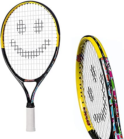 Teniski reket za djecu od uličnog teniskog kluba. Pravilna oprema pomaže vam da brže učite i igrate!