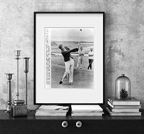 Beskonačne fotografije fotografija: predsjednik John F. Kennedy / igranje golfa / Hyannis Port, Massachusetts